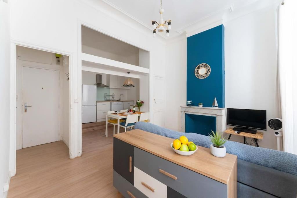 Escapade Marseillaise Pres Des Terrasses Du Port Apartment Марсилия Екстериор снимка