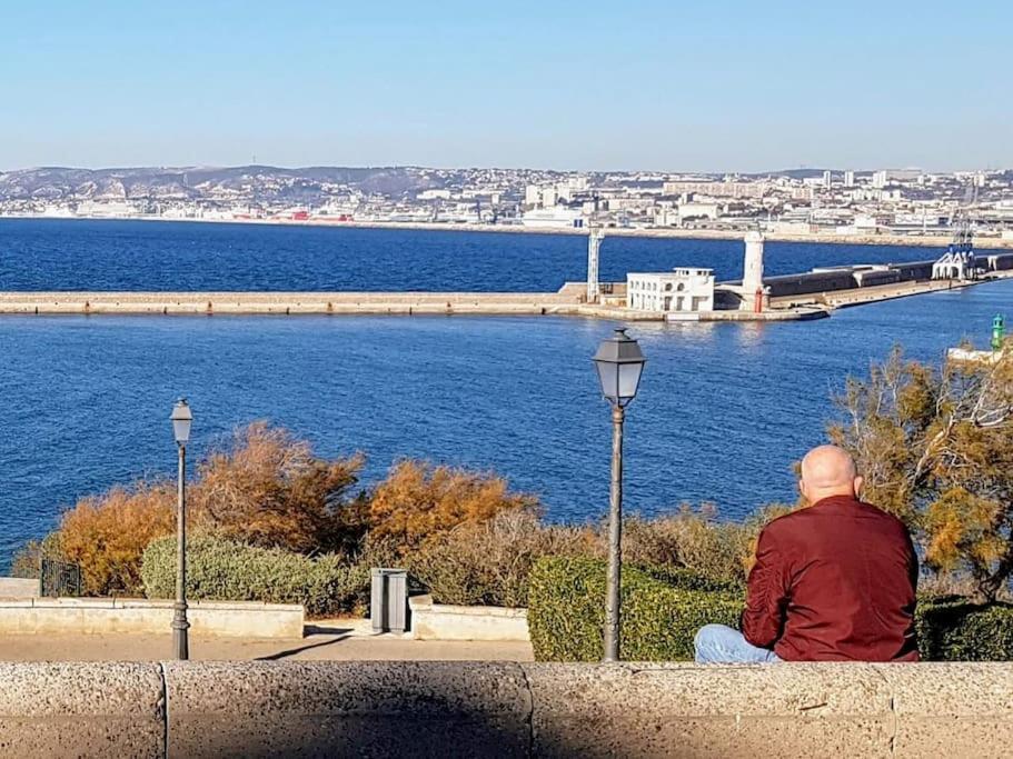 Escapade Marseillaise Pres Des Terrasses Du Port Apartment Марсилия Екстериор снимка