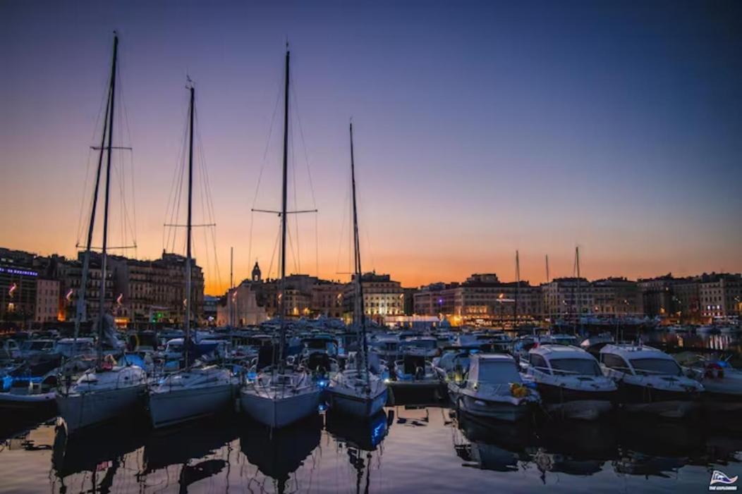 Escapade Marseillaise Pres Des Terrasses Du Port Apartment Марсилия Екстериор снимка