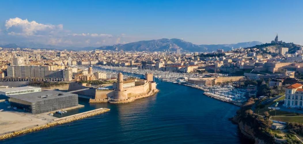 Escapade Marseillaise Pres Des Terrasses Du Port Apartment Марсилия Екстериор снимка
