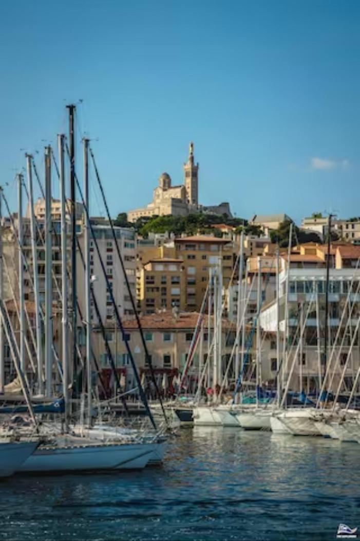 Escapade Marseillaise Pres Des Terrasses Du Port Apartment Марсилия Екстериор снимка