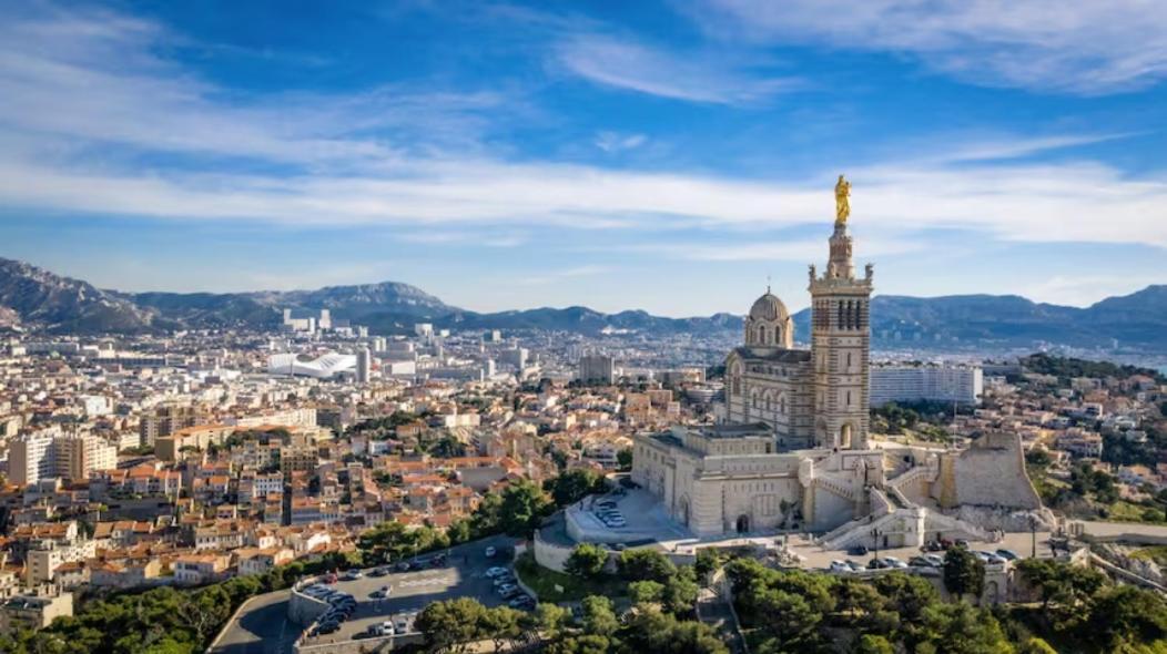Escapade Marseillaise Pres Des Terrasses Du Port Apartment Марсилия Екстериор снимка